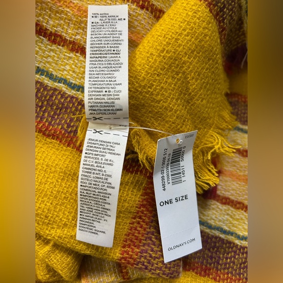 Old Navy Yellow Plaid Flannel Fringe Scarf Wrap NWT - Picture 12 of 14